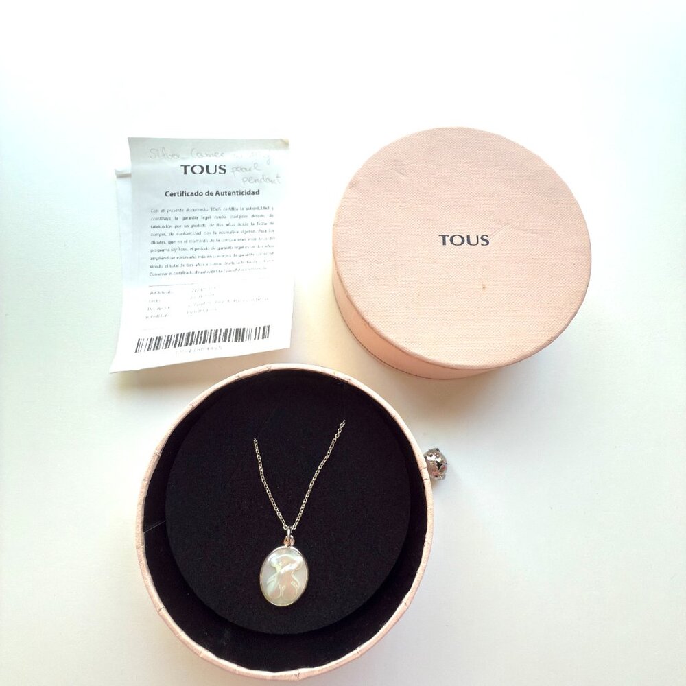 3632 TOUS SILVER NECKLACE AND MOTHER OF PEARL PENDANT CHARM JEWELRY